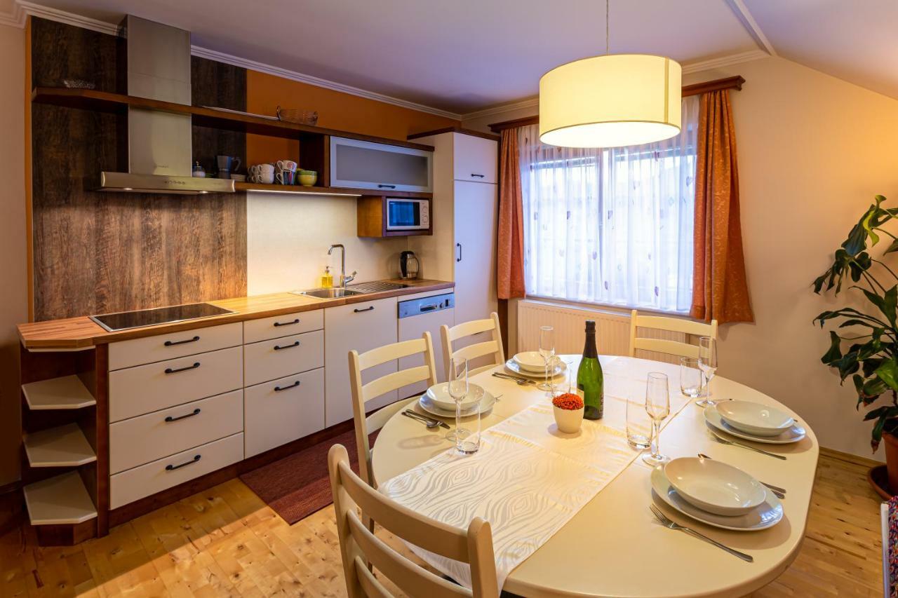 Apartmaji Volf زغورنجي المظهر الخارجي الصورة